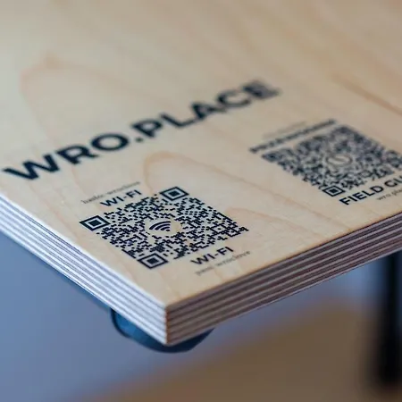ホームステイ Wro.place